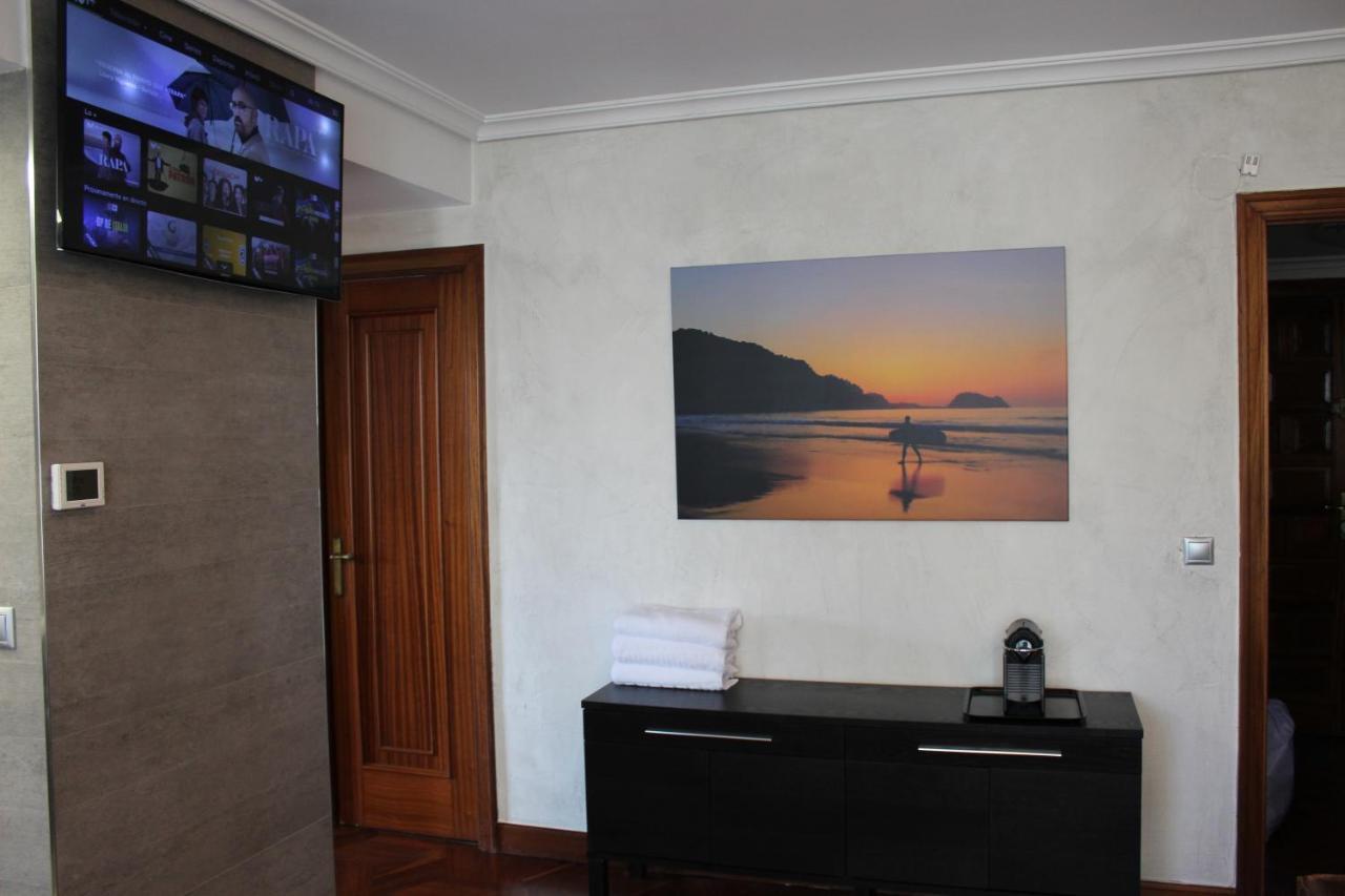 Apartamentos Zarautz Playa, Con Piscina Y Garaje Ngoại thất bức ảnh
